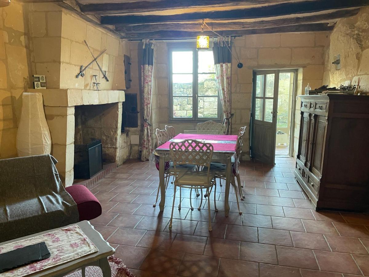 Вилла L'Escale Troglo Au Bord De La Loire Souzay-Champigny Экстерьер фото