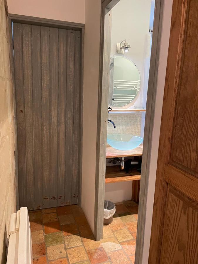 Вилла L'Escale Troglo Au Bord De La Loire Souzay-Champigny Экстерьер фото