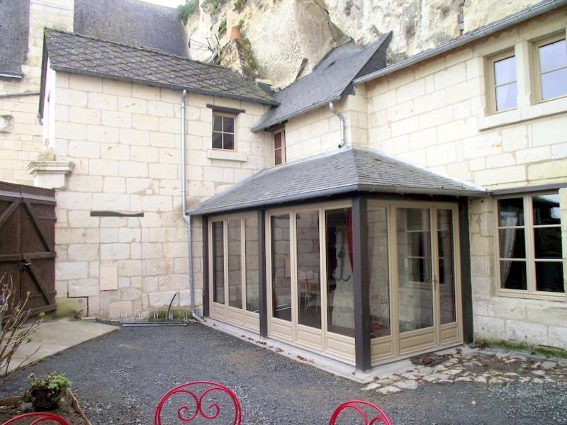 Вилла L'Escale Troglo Au Bord De La Loire Souzay-Champigny Экстерьер фото