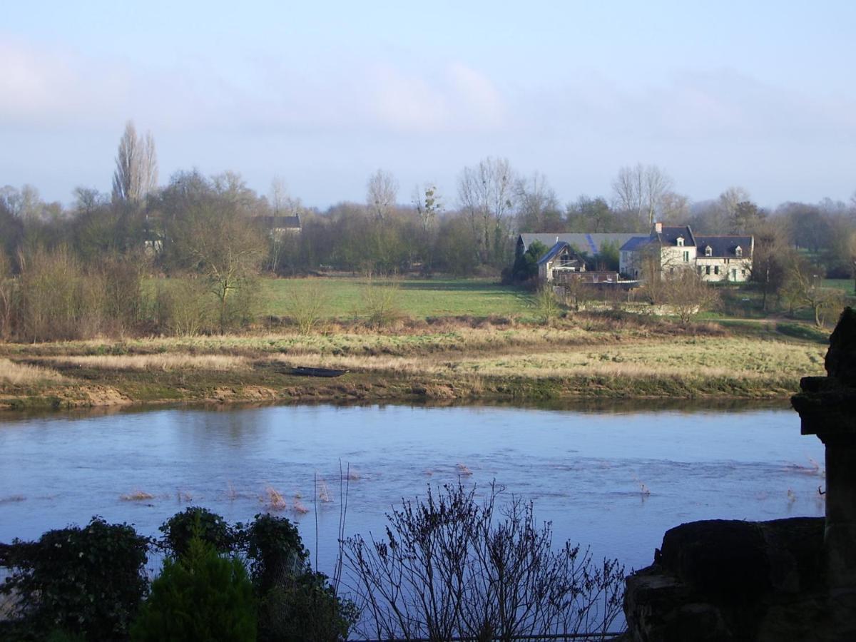 Вилла L'Escale Troglo Au Bord De La Loire Souzay-Champigny Экстерьер фото